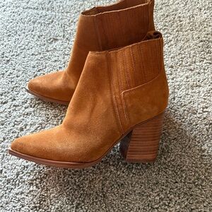 Marc Fisher Tan Ankle Boots with Pointed Toe and Chunky Heel